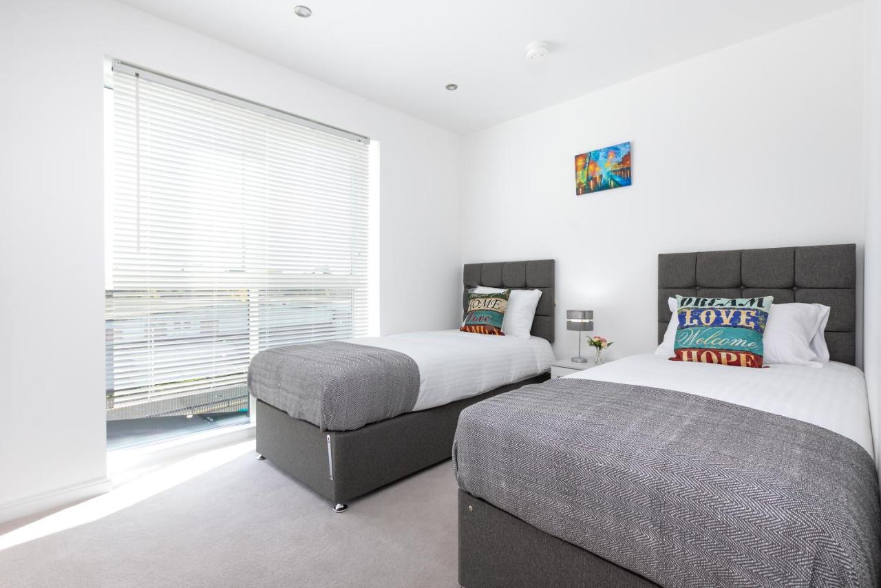 Skyvillion - Olympic View London Stratford Apartment Exterior photo